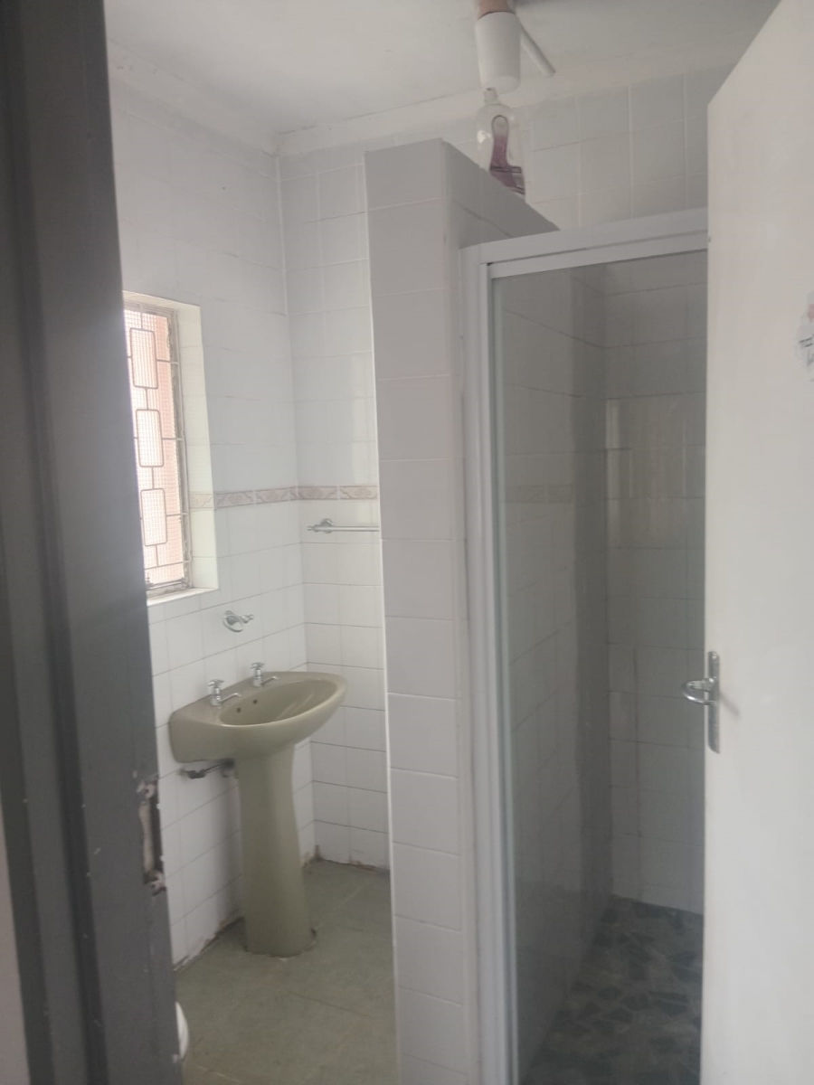 To Let 3 Bedroom Property for Rent in Amalinda Eastern Cape